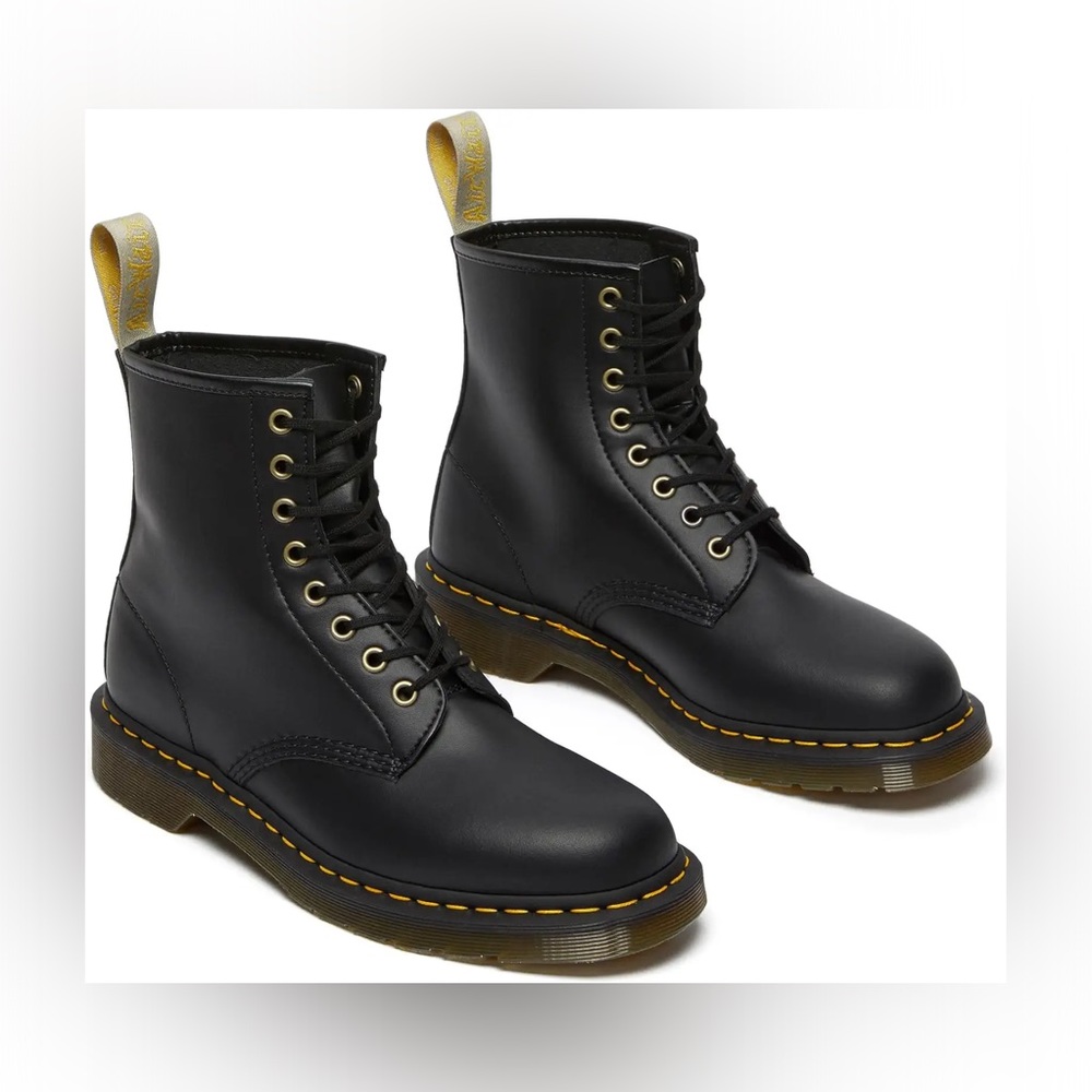 Dr. Martens 1460 leather boots